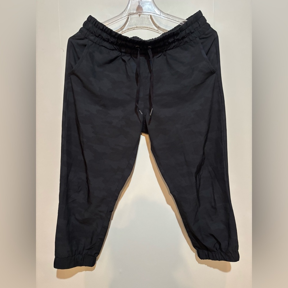 Kyodan Black camouflage jogger